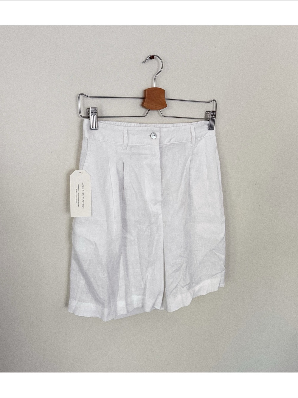 NWT donni the linen pleated short - Picture 2 of 4